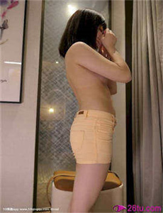 《欧美又白又大乳的视频》