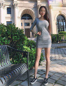 《玩弄放荡人妇系列小说》